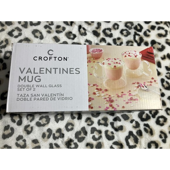 Crofton Valentine's Day Mugs Set of 2 Heart-Shaped Glass Cups NEW Gift - Picture 2 of 6